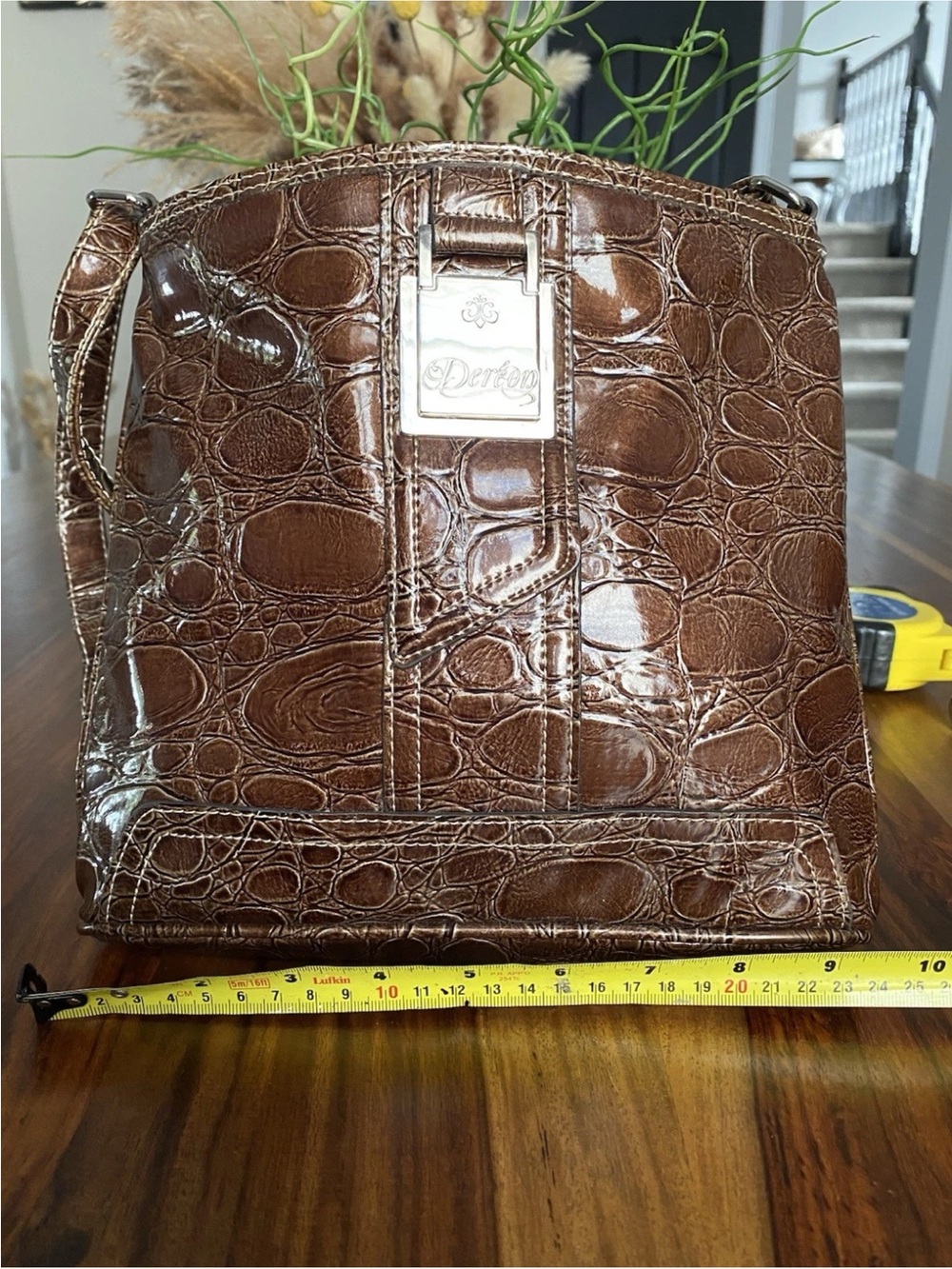 Dereon Brown Croc-Embossed Patent Leather Tote with Silver Hardware. Beyoncé